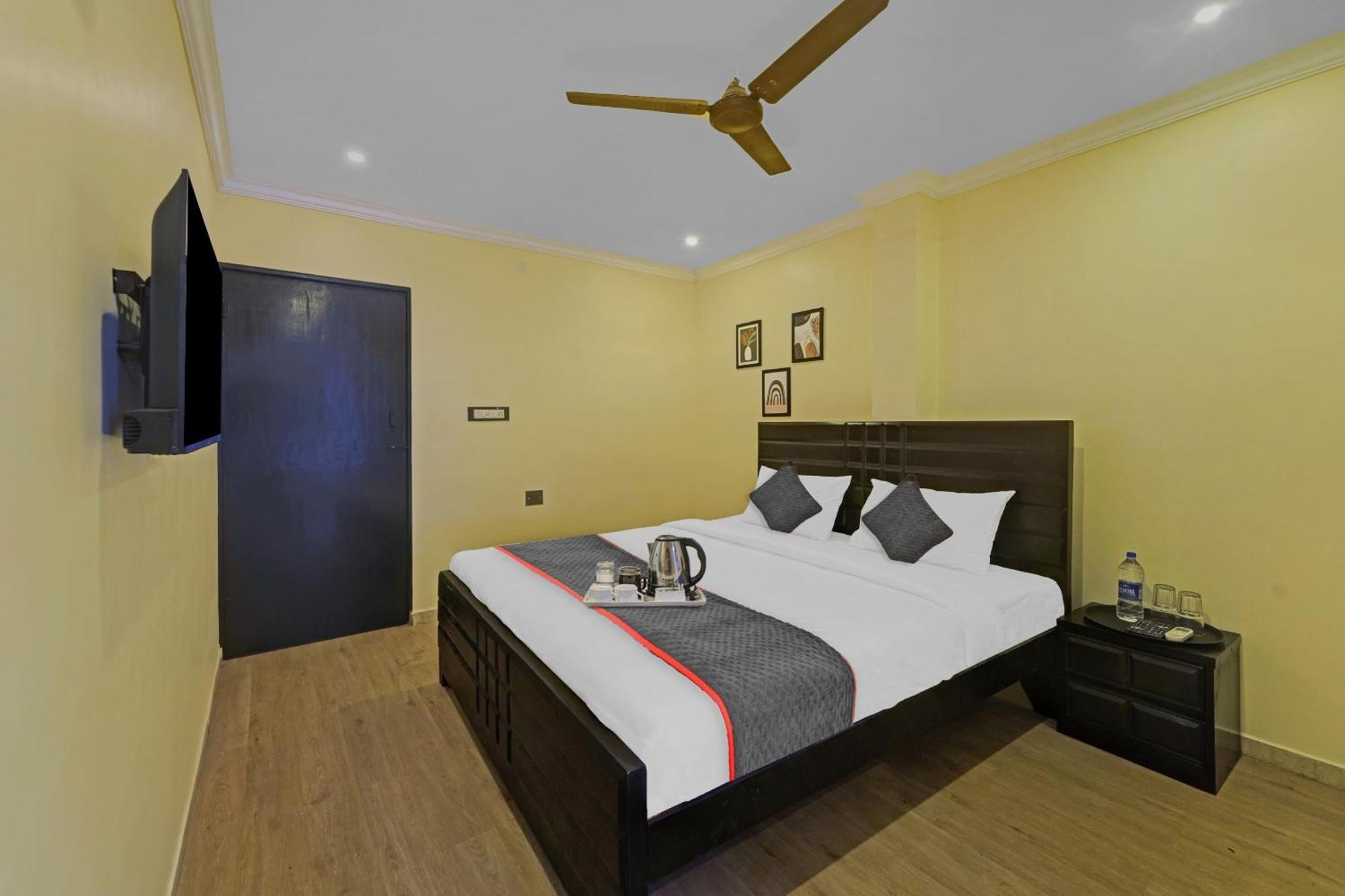 Townhouse Fantasea Hotels Near Omr Chennai Eksteriør billede