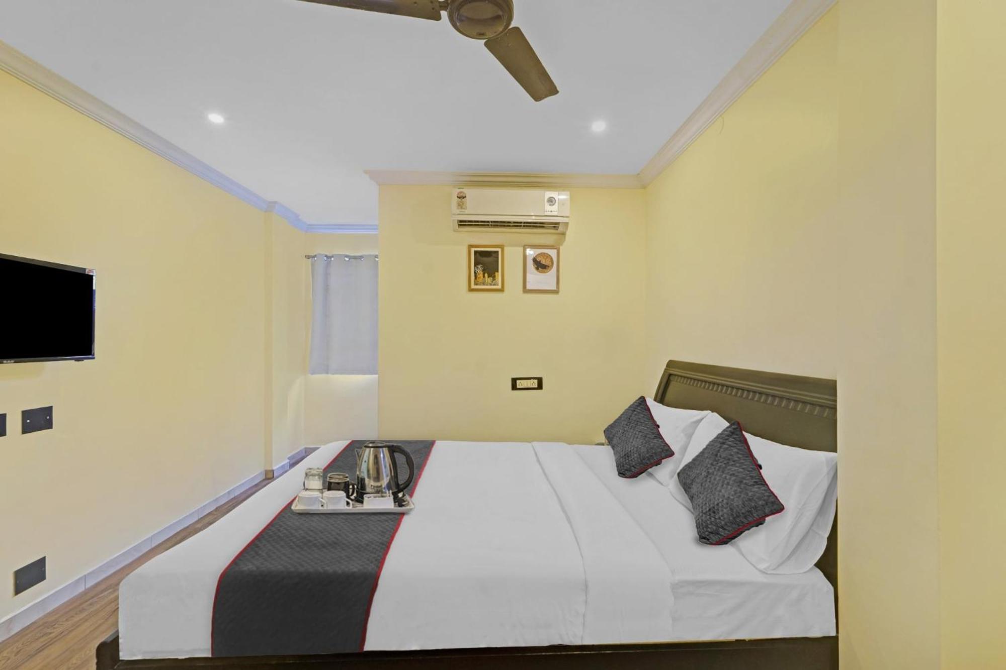 Townhouse Fantasea Hotels Near Omr Chennai Eksteriør billede